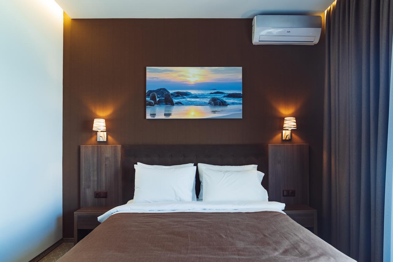 Sky Inn Batoumi Extérieur photo